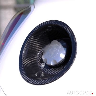 （akalab) アバルト フューエルリッドカバー 艶消しブラック￼ ABARTH | AUTOSPEC．